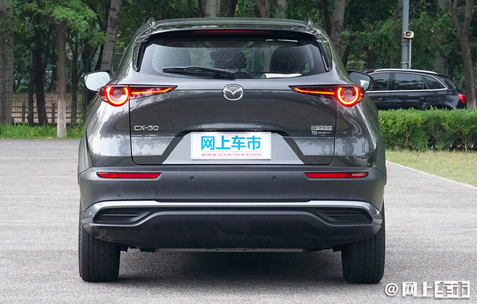 马自达cx-30 ev 15.98万起,比c-hr ev便宜6万多