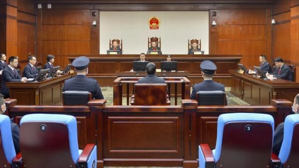 云南省委原书记秦光荣受贿2389万获刑7年