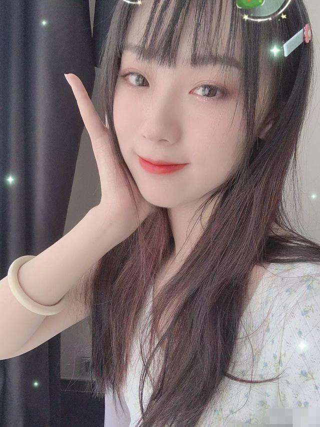 华晨宇遭粉丝爆料已交往新女友疑似同游日本同款众多