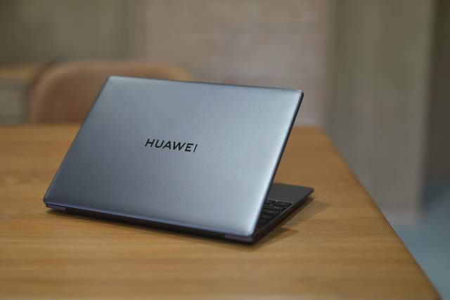 华为matebook132021开箱13公斤办公小钢炮