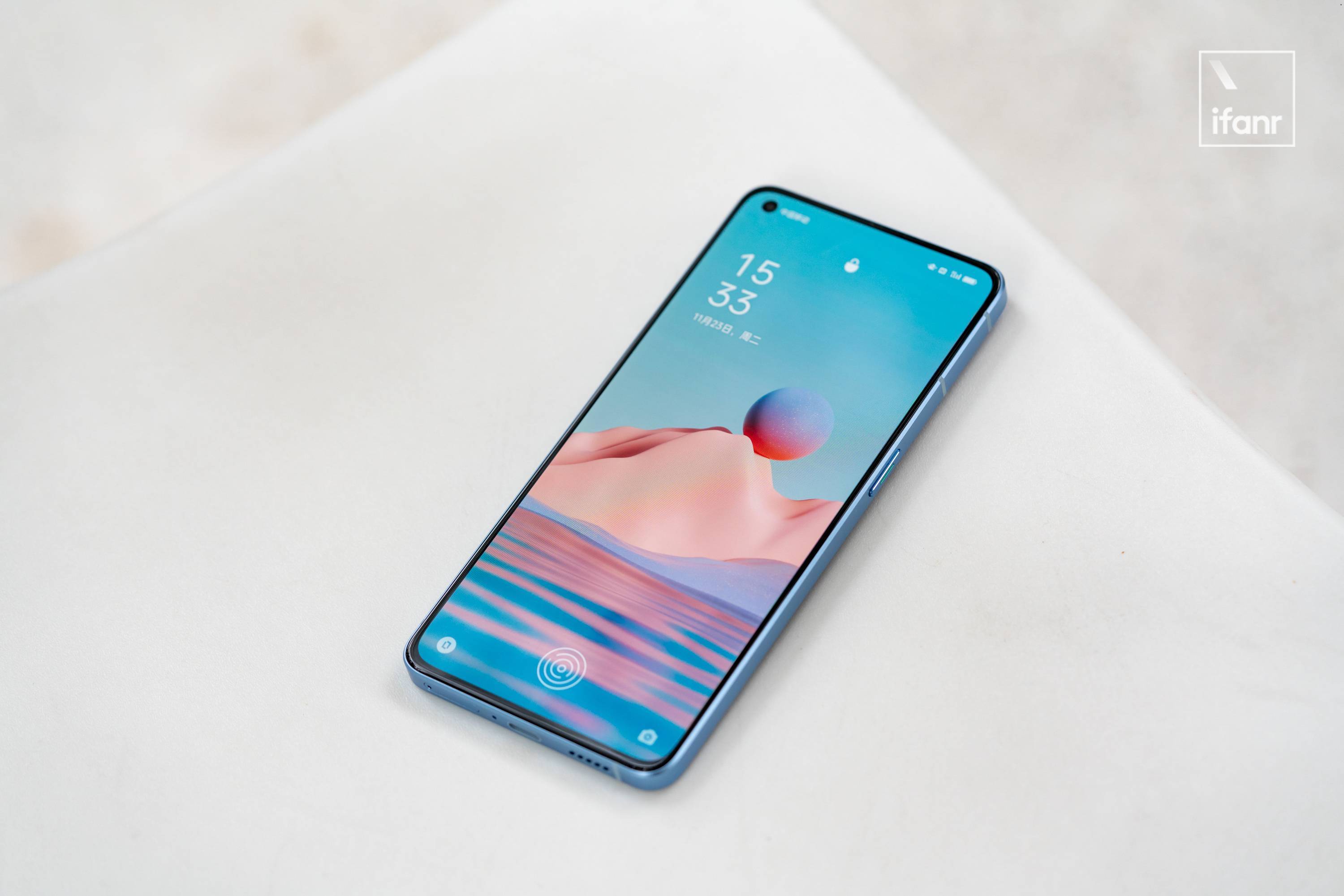 opporeno7pro评测:超感光猫眼镜头会发光