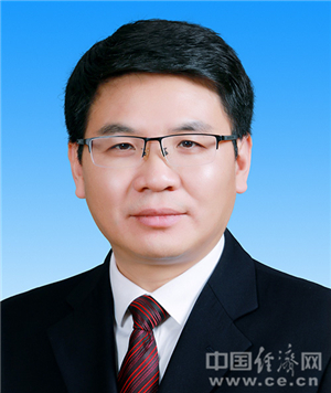 谭庆任重庆铜梁区委书记前任唐小平已任沙坪坝区委书记图简历