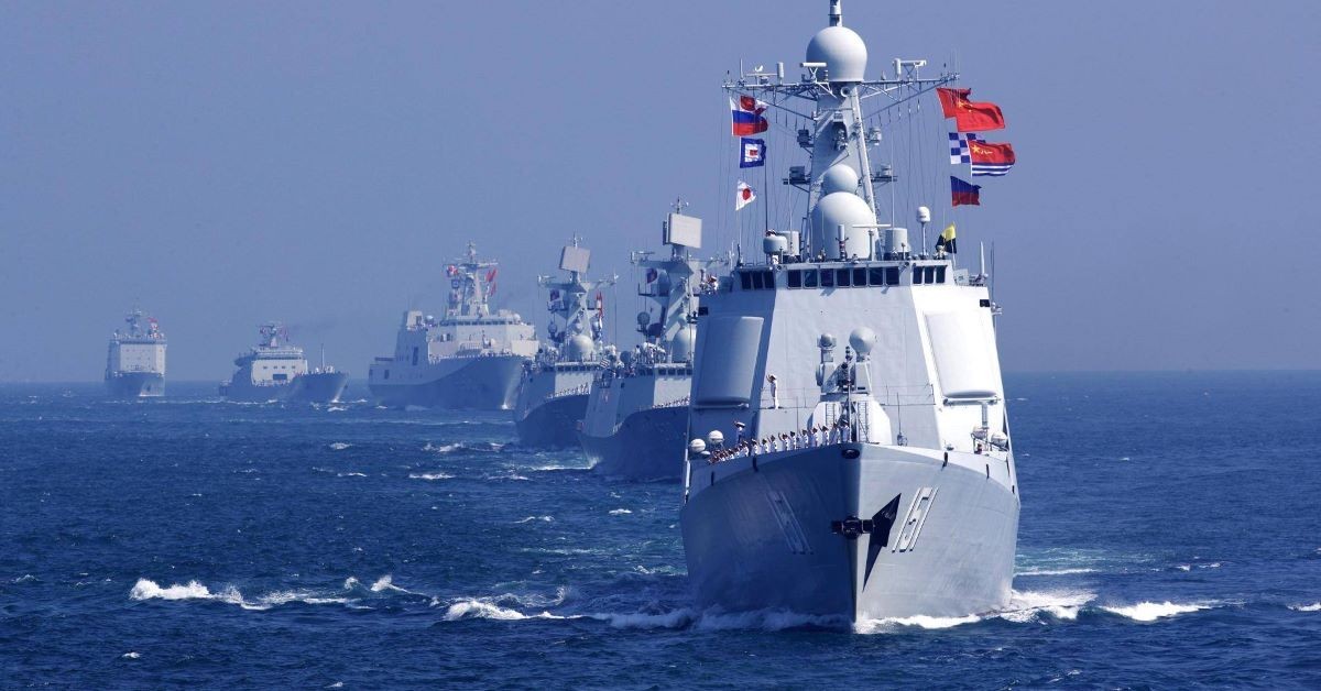 锋芒毕露055万吨大驱中国海军远洋作战走向深蓝的旗舰