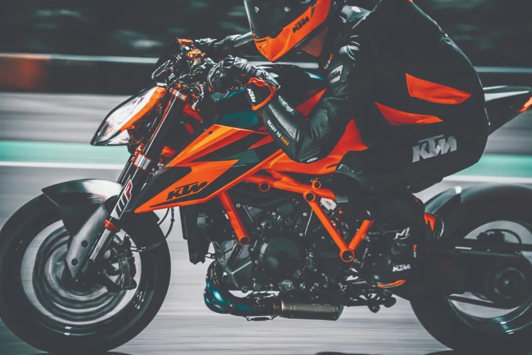 售价超20万的全新ktm 1290 super duke