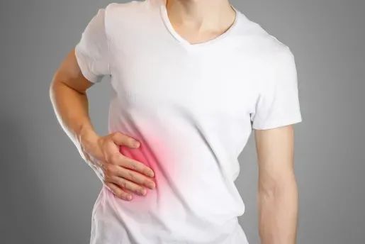 肝区疼痛一般位于右肋部或剑突下,疼痛性质为间歇性或持续性隐痛.