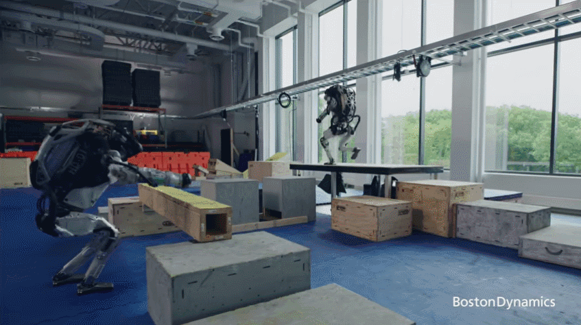 波士顿动力机器人跑酷90秒:撑杆跨栏后空翻,还放出摔跤彩蛋