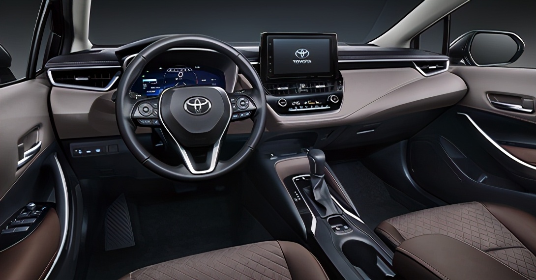 丰田亚洲狮上市,14.28万元起售,它和速腾你选谁?