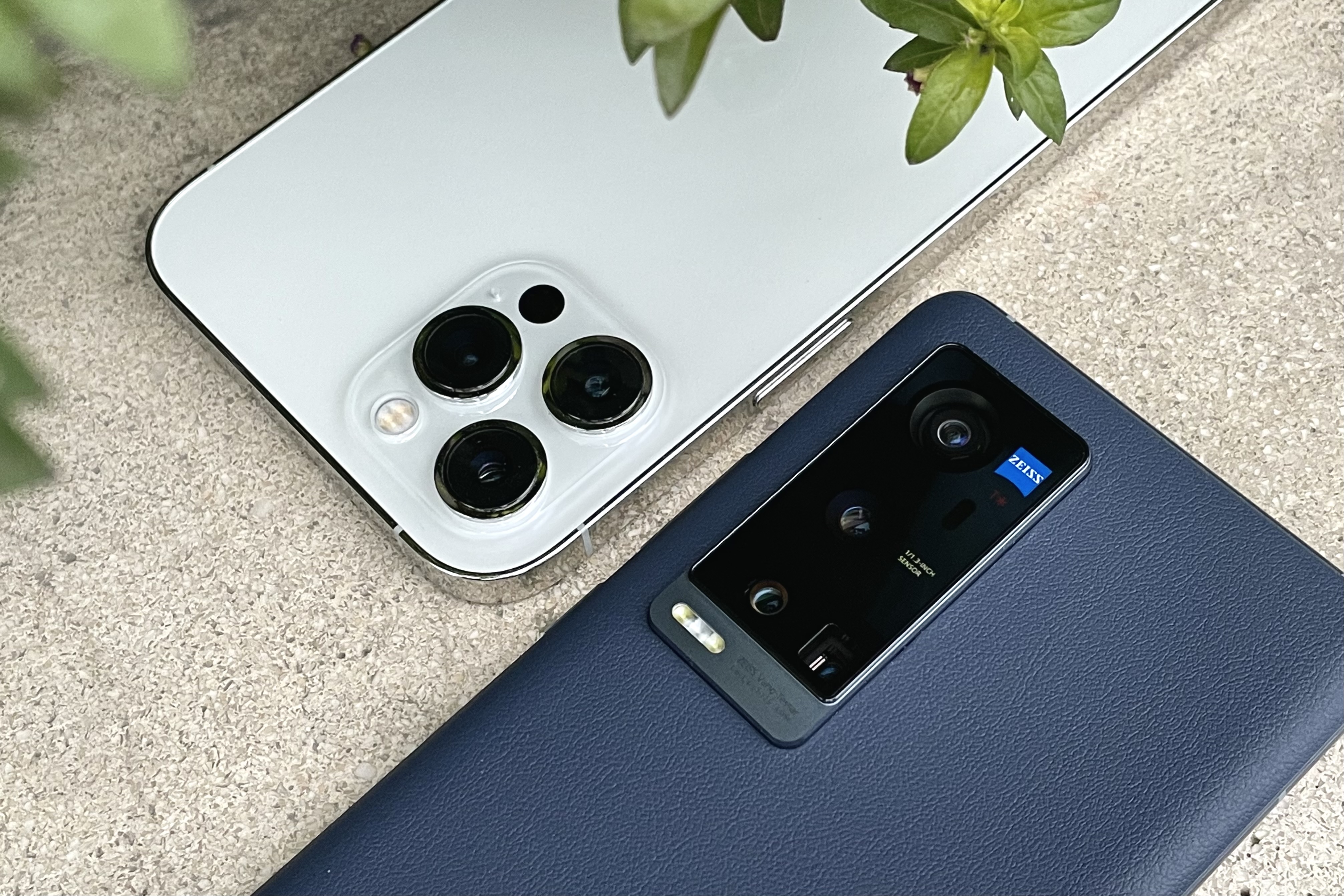 10部手机助阵控光测试,iphone 12 pro max差vivo至少3部亮屏手机