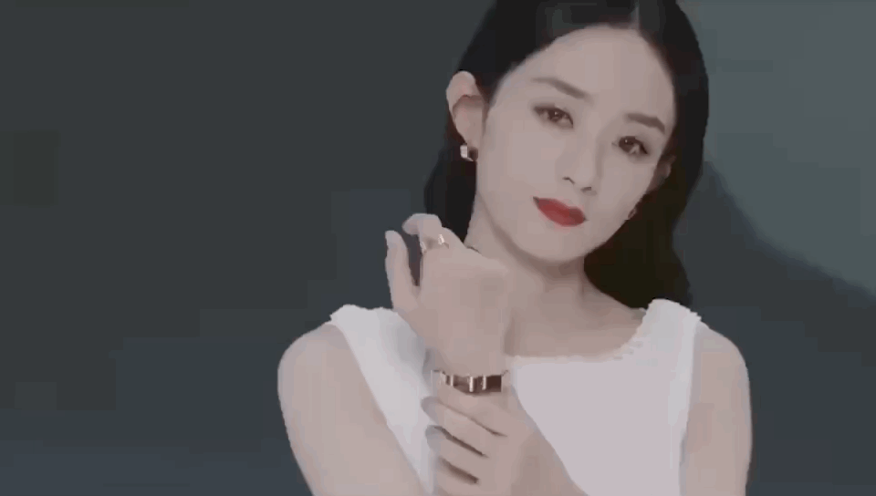 时髦办 | 赵丽颖和热巴说:开年珠宝要戴点