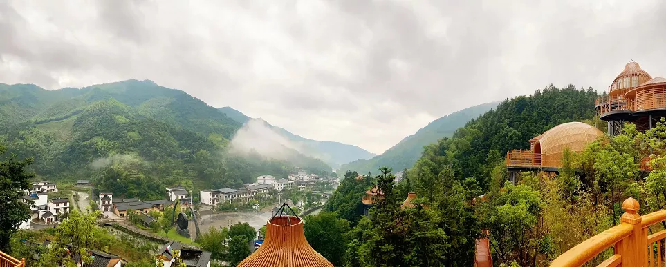 地址:通城县大坪乡内冲村内冲瑶族村 你最想去打卡哪里的夜景呢?