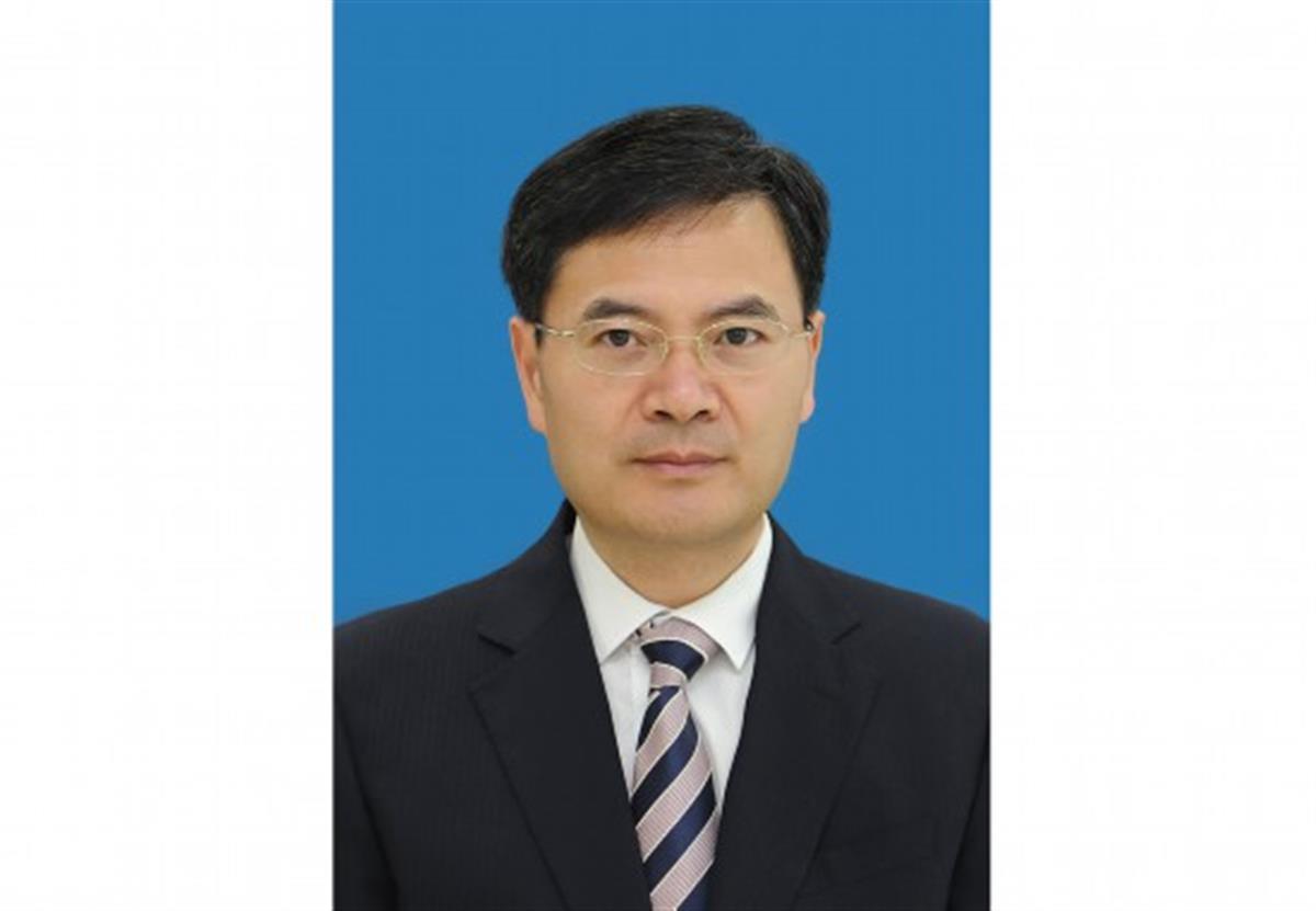 惠建林曾任苏州市平江区区长,区委书记,常熟市长,2011年10月接任常熟