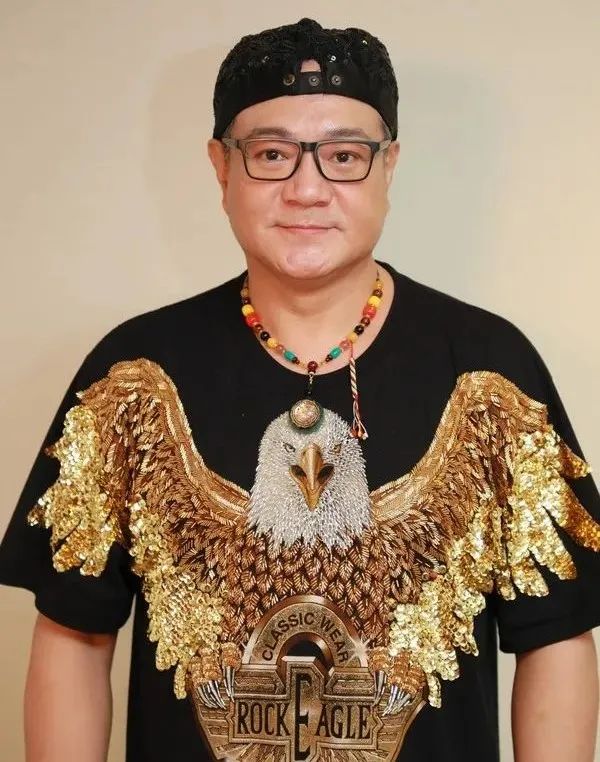 对鲁振顺而言,这段不堪回首的往事成为了他人生难能可贵的教训.