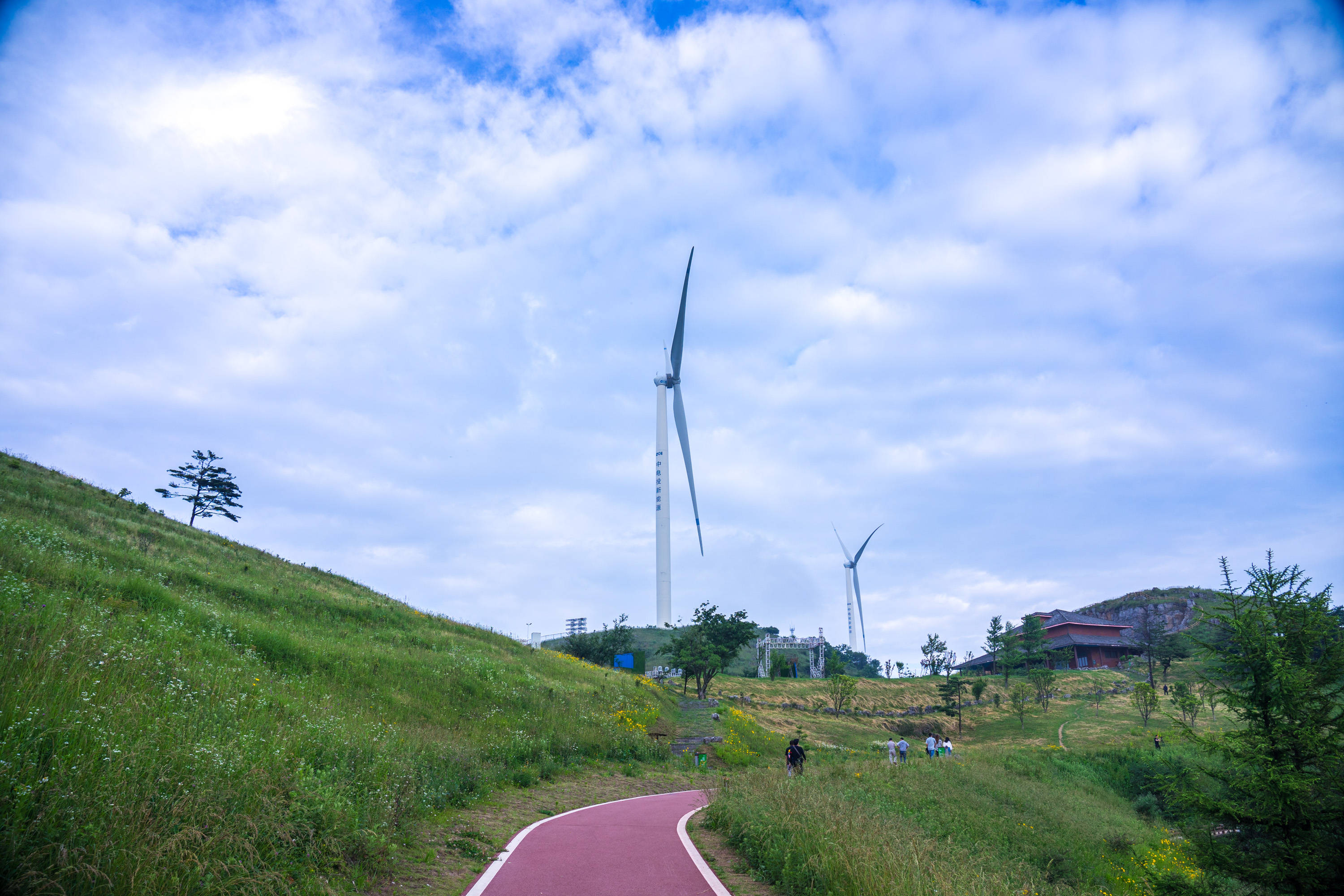 宜昌百里荒,高山草原,避暑露营享清凉的自然风光