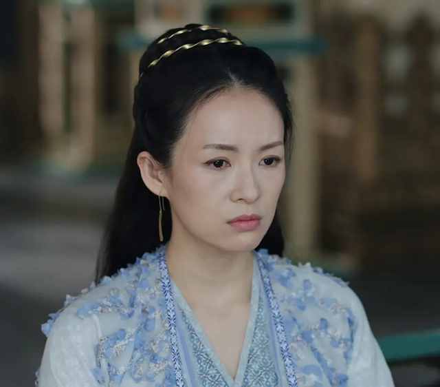 章子怡也陷丫头教如果不贪心40岁刘晓庆是最贴少女脸的