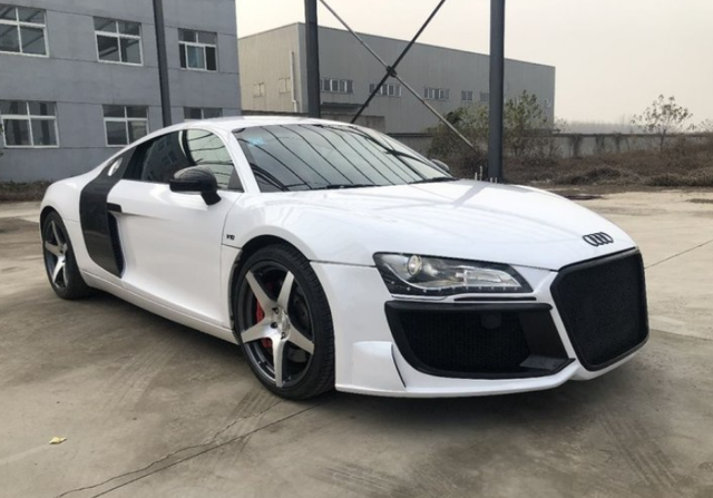 8万收一台奥迪r8,表显6万公里,比保时捷香吗?