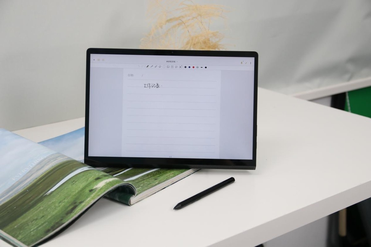 新一代娱乐平板, yoga pad pro当仁不让