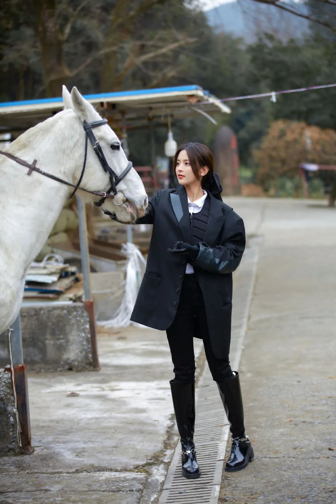 妥妥的漫画中走出的二次元美少女