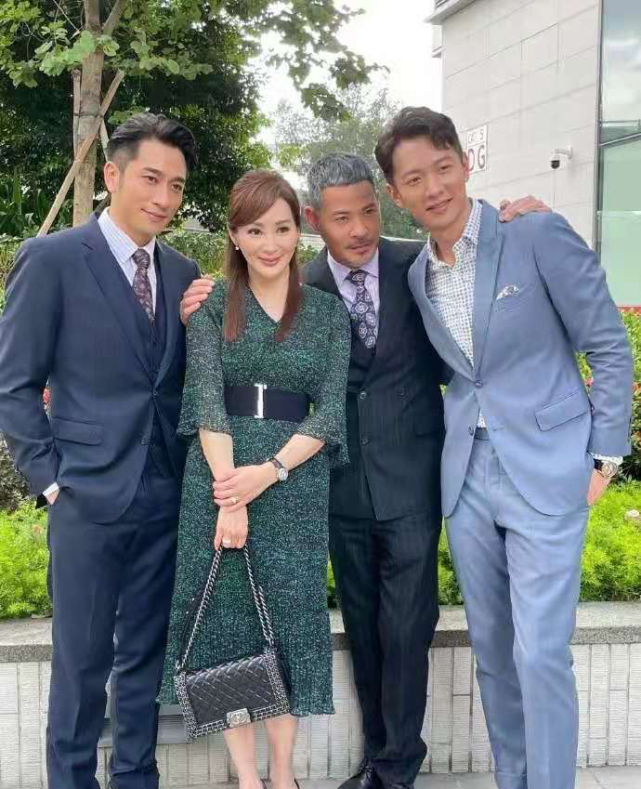 吴卓羲41岁状态却不减当年那些tvb男神后来都怎么样了