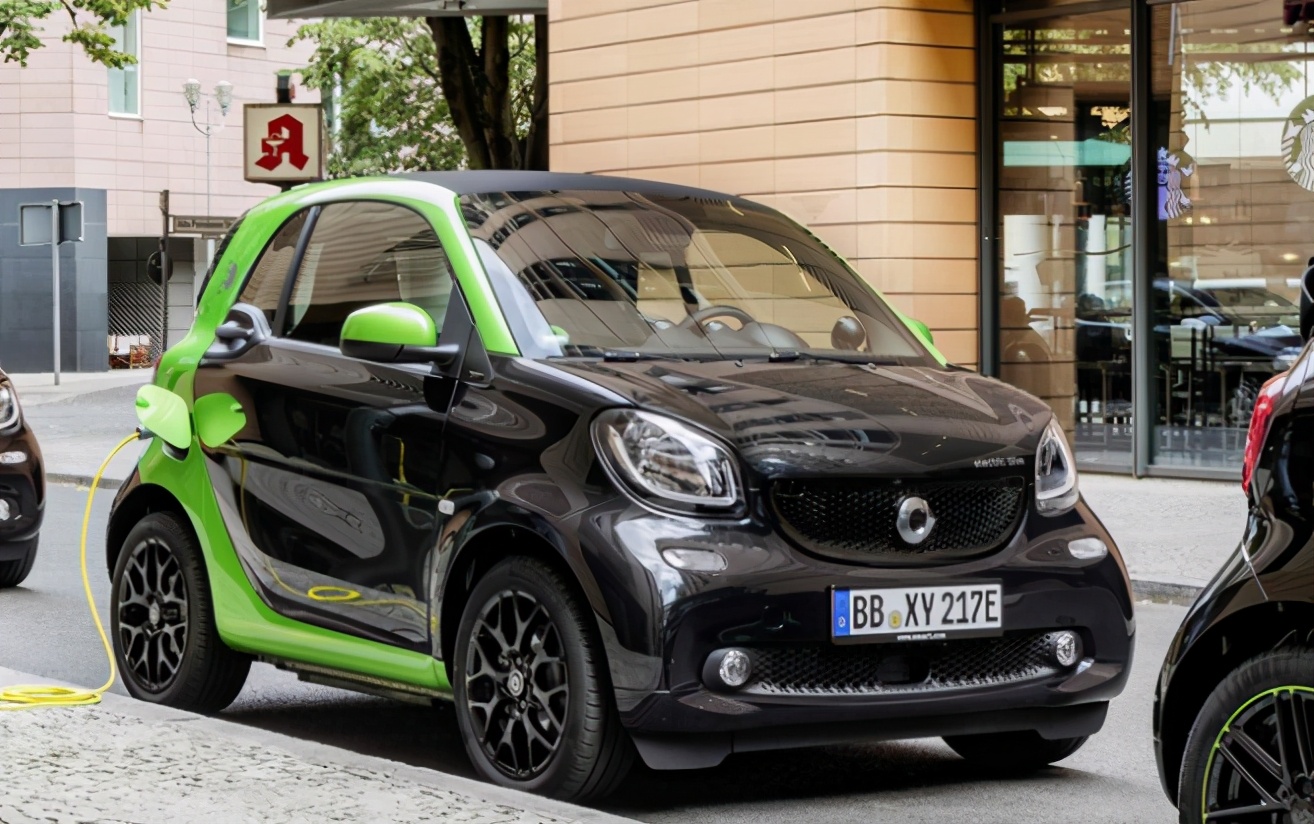 汽车>全媒体>正文>虽然smart燃油车已经退出市场,但是smart的定位和纯