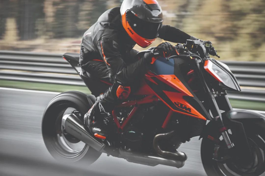 售价超20万的全新ktm 1290 super duke