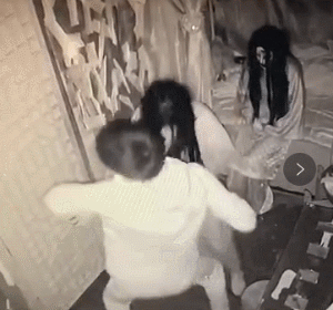 (1号npc戳了戳2号:你先上,下轮我来) 误伤, (心疼三秒) 橘子君独家