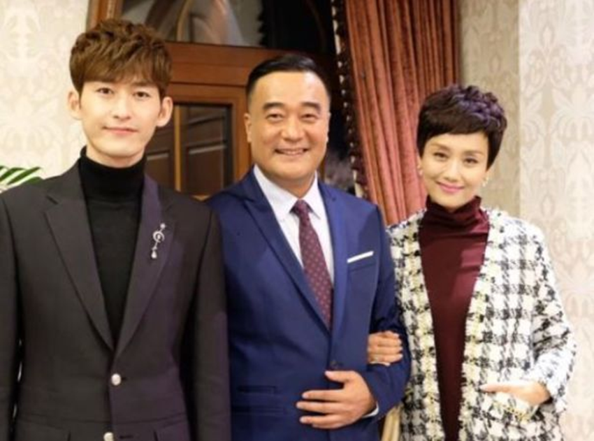她靠培养儿女成为人生赢家"儿子"是张翰,女儿更是世界冠军!