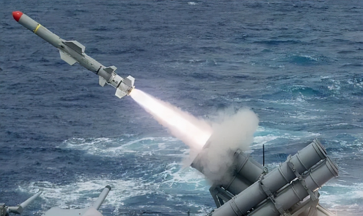 美海军装备新型反舰导弹号称海上战斧性能究竟如何