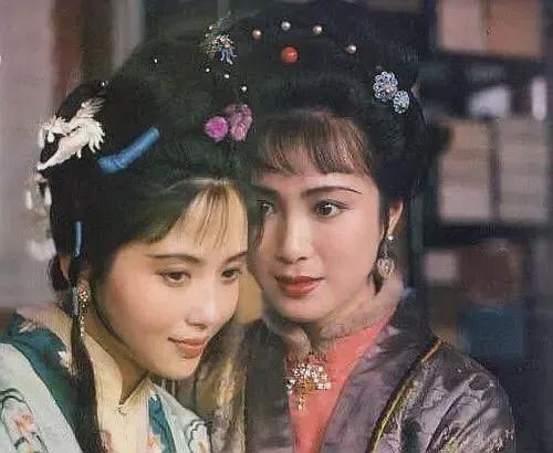 60后陶慧敏不论是魏慧丽的高翠兰,还是傅艺伟的薛宝钗,都是古典美人