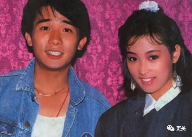 1986年,两人再度分手,梁朝伟转头和曾华倩的好友黎美娴恋爱.