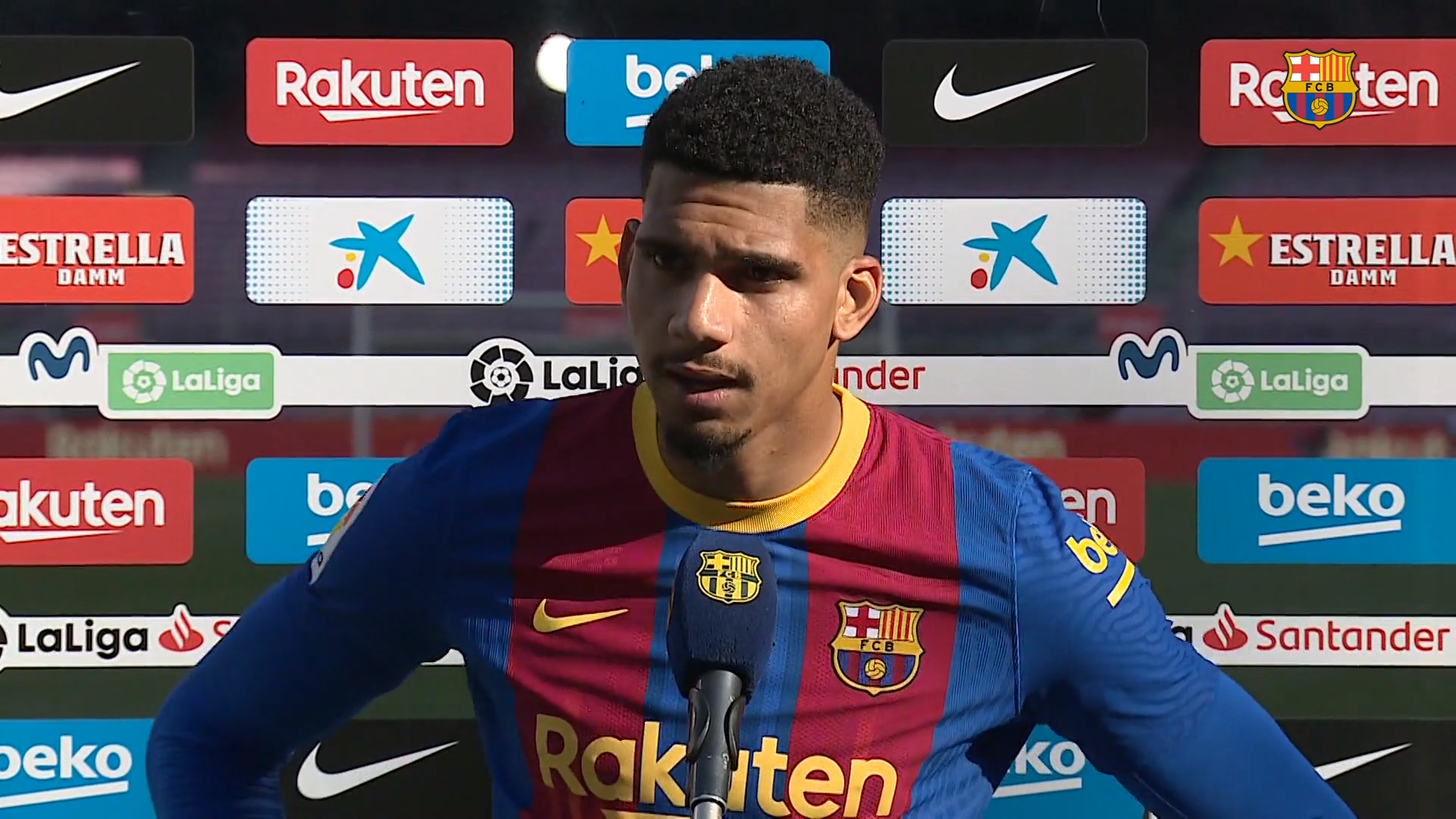 虎扑05月08日讯 巴萨后卫阿劳霍在与马竞赛后接受了barça tv