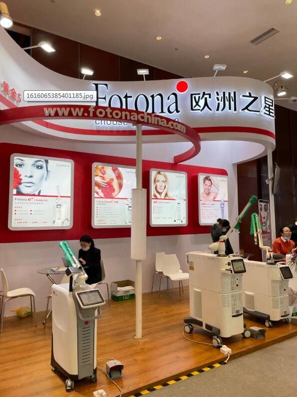 黎京雄院长进一步将面部解剖学引入到欧洲之星fotona4d的治疗中,根据