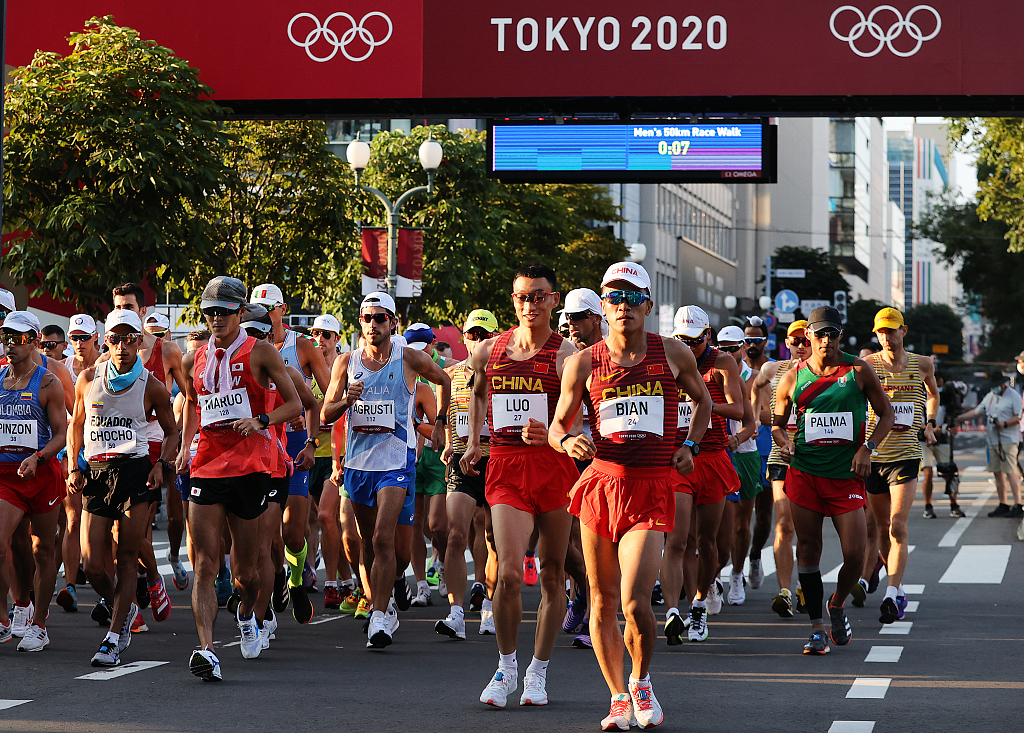 2020东京奥运会田径男子50公里竞走决赛刚刚结束,中国选手边通达以3