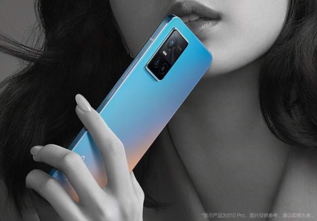 lisa领衔,帅哥美女代言vivo s10:新一代自拍神器即将登场!