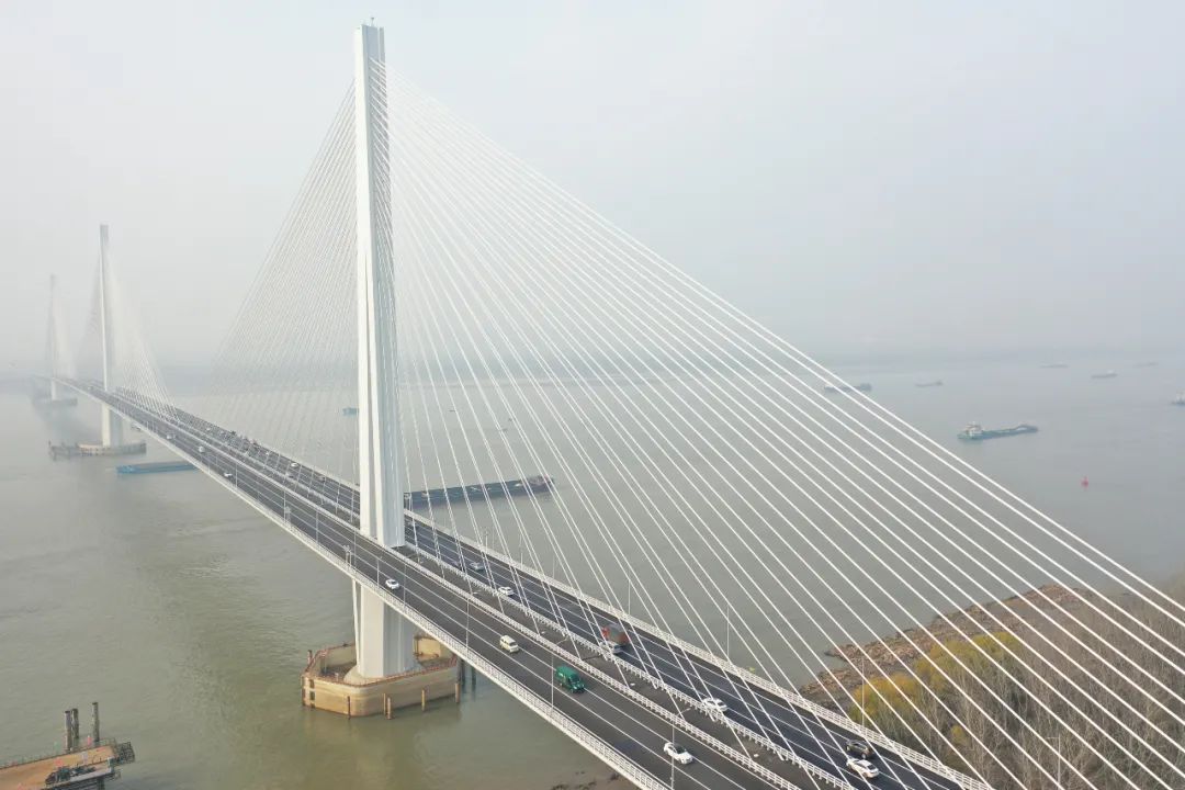 南京年内将拥有6座换乘中心,江心洲长江大桥有望年内通公交