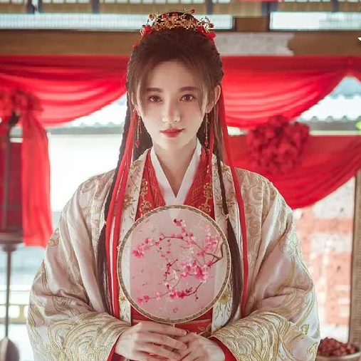 女人天下>正文> 这样的情况,其实很常见:请问这中分棕栗色长发跟古装