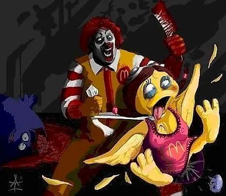 现在麦当劳没有小丑了,取而代之的是一个二次元形象