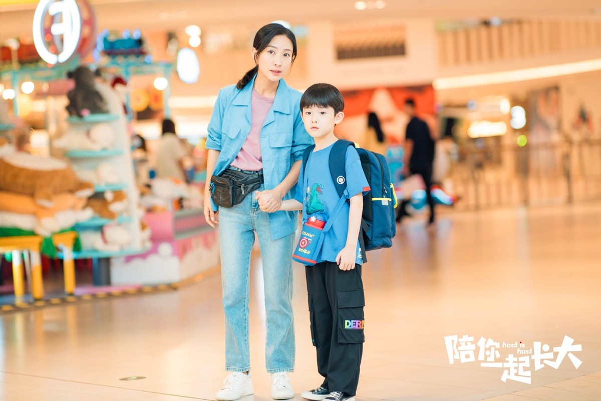 陪你一起长大持续更新家有萌娃让刘涛颖儿苦笑不得