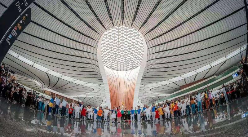 爱助梦想起飞残疾人公益快闪在北京大兴国际机场拉开序幕