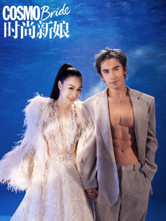 钟丽缇张伦硕结婚5周年再拍婚纱照海洋大片诠释最甜姐弟恋