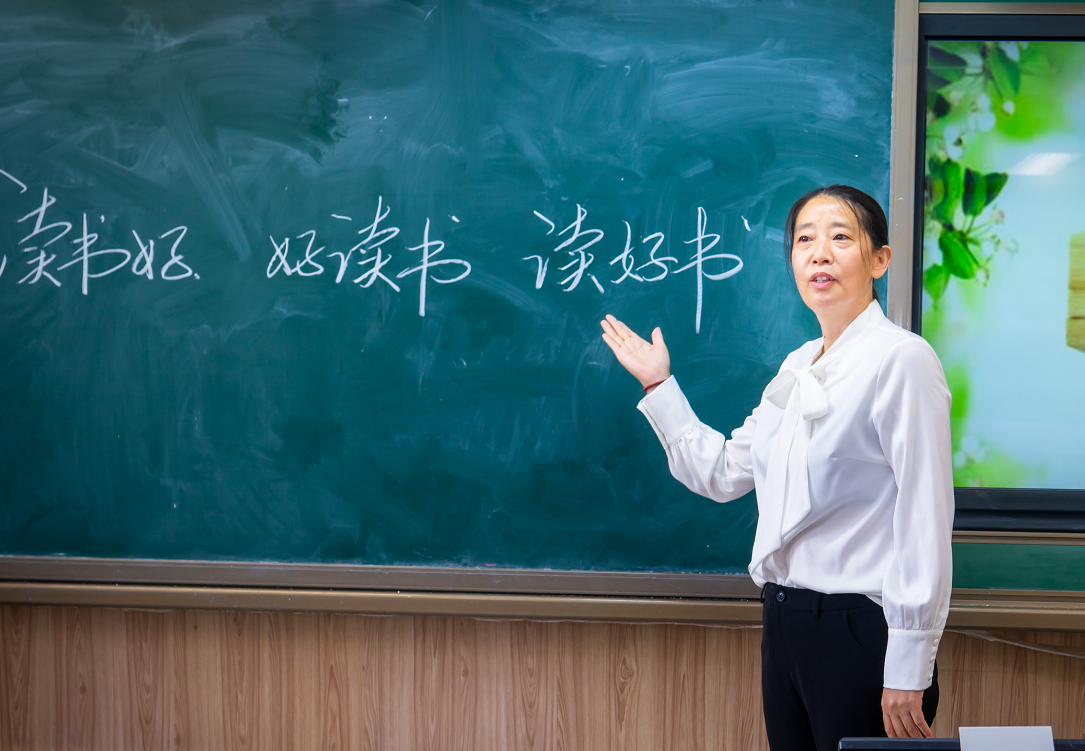 重磅发布10名教师获北京市人民教师称号