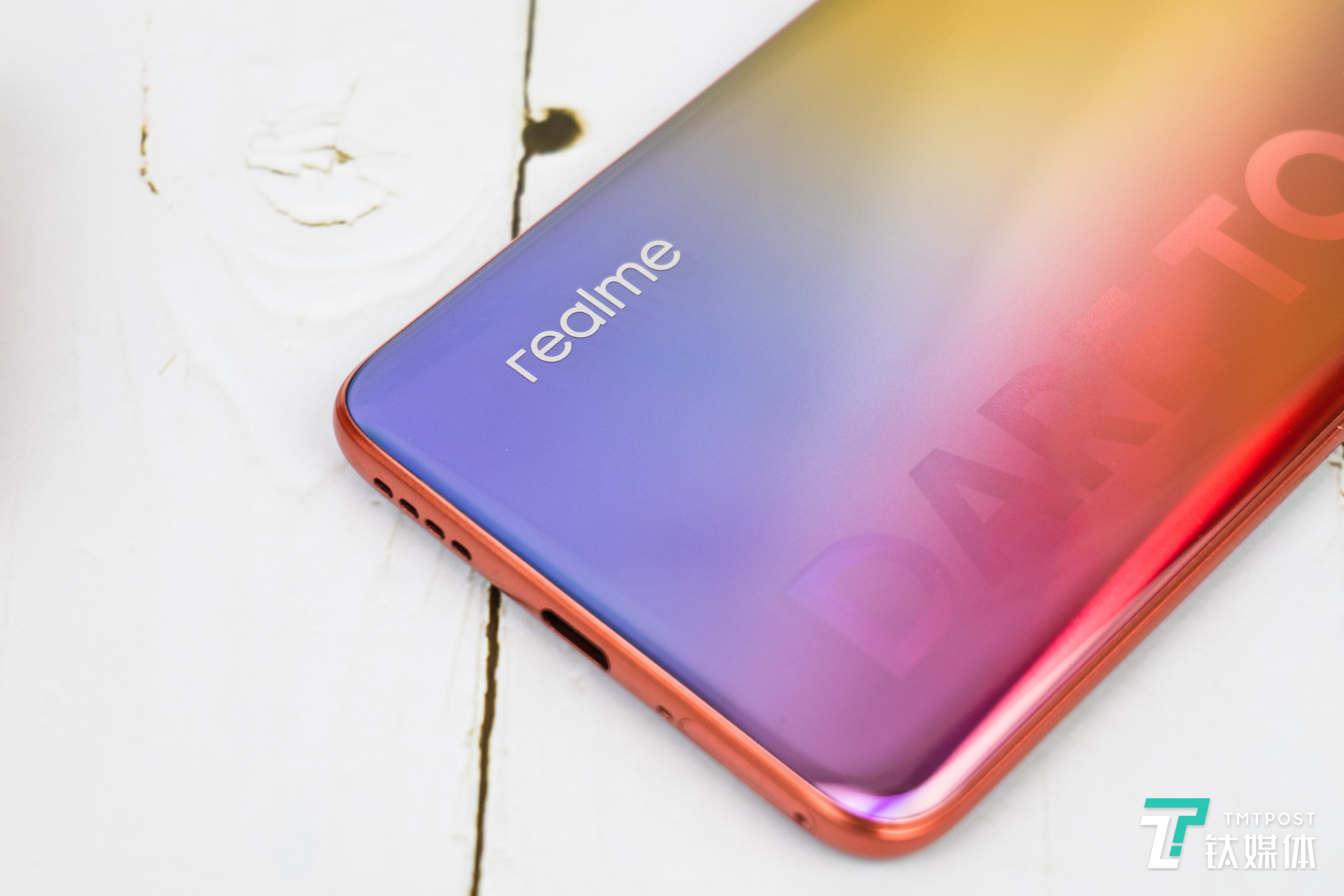 realme v15体验:天玑800加持的"国潮锦鲤"