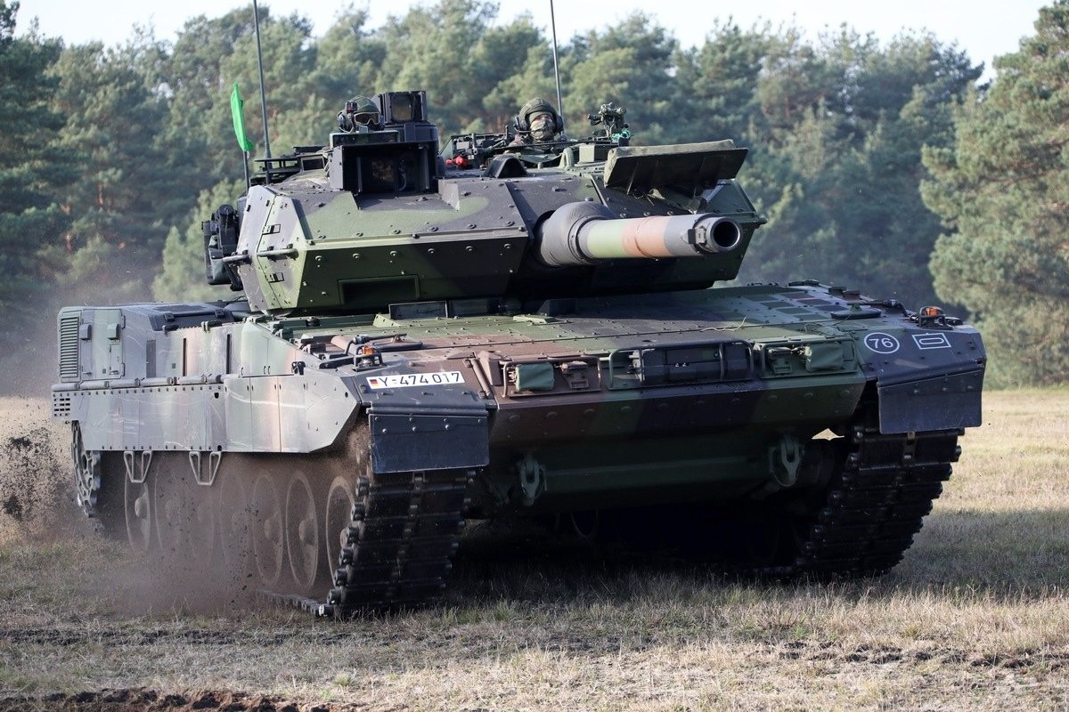 欧洲最强,德军接受最新型豹2坦克,战斗力显著提升
