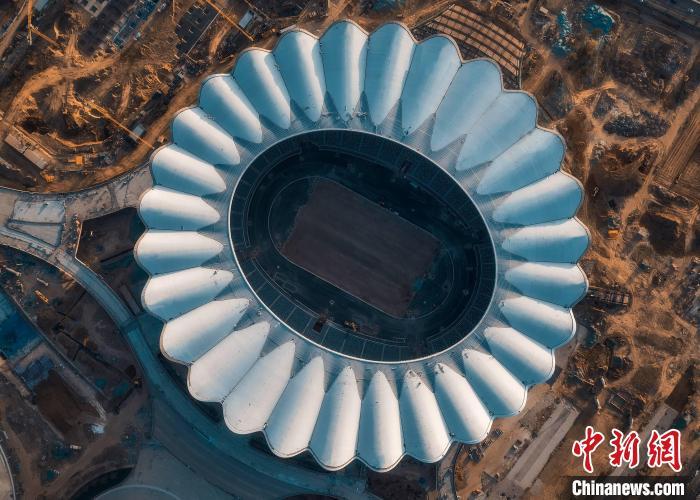 全运会开幕式场馆揭秘:巨型"石榴花"是如何建成的?