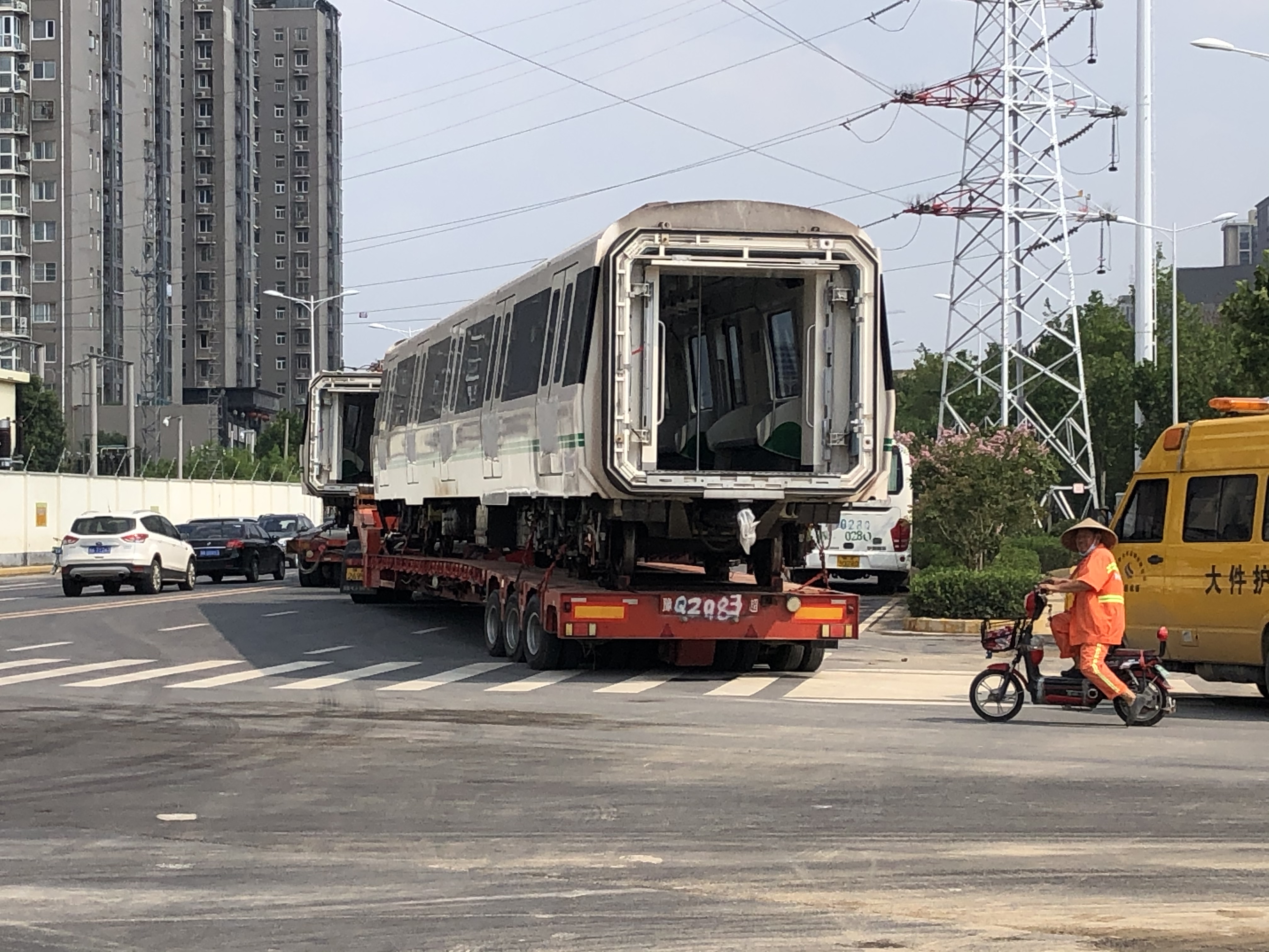 从停车场运出的地铁车厢