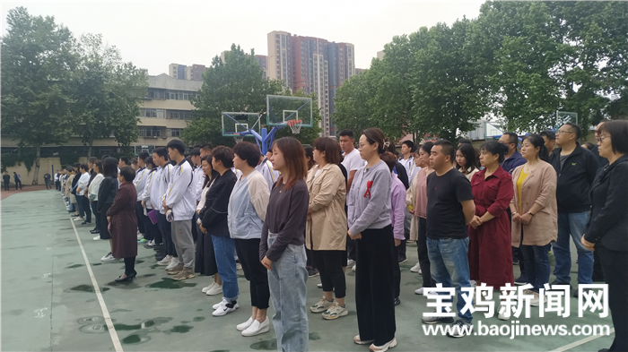 中心,公办幼儿园负责人以及姜城中学全体师生共1600余人参加了活动