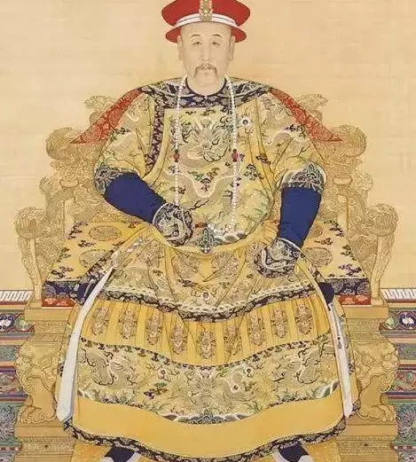 对其三哥胤祉的弃而不用给出了一个评价说"如诚亲王其才甚属可用,而