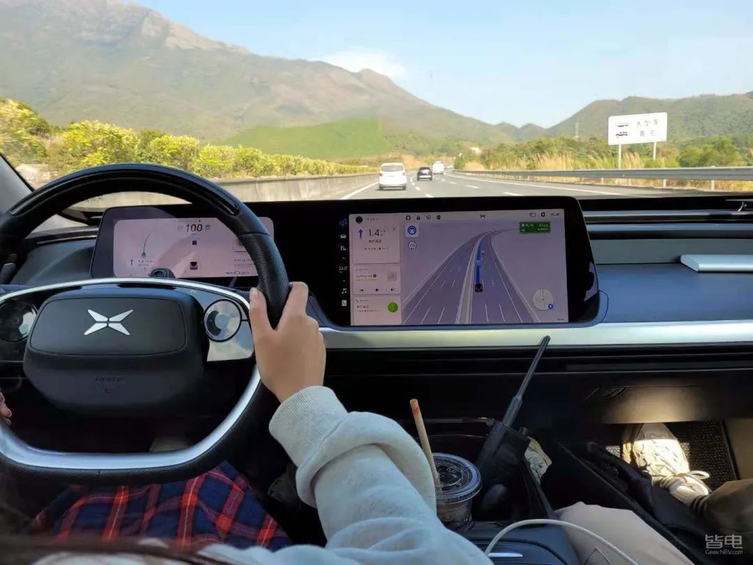 春运作死挑战又来了这次我们9人3车用自动驾驶跑完了全程