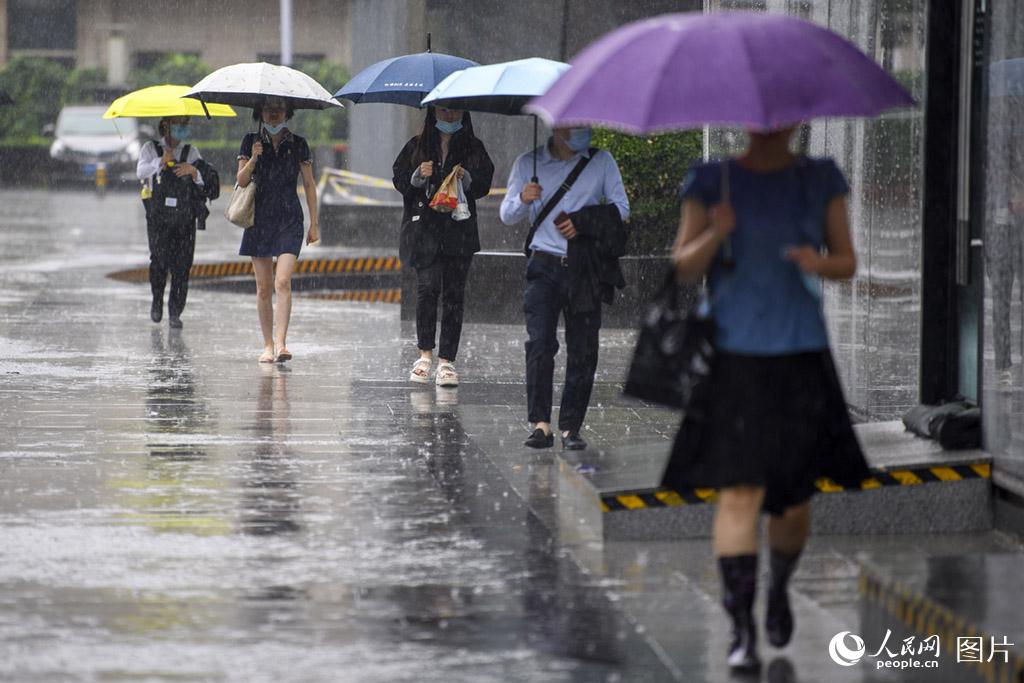 北京强降雨持续中