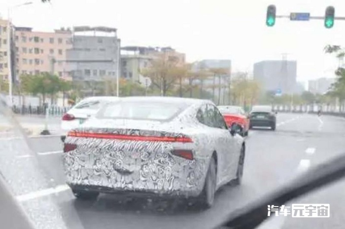 特斯拉model3不香了新小鹏p7谍照曝光配置拉满够良心吧