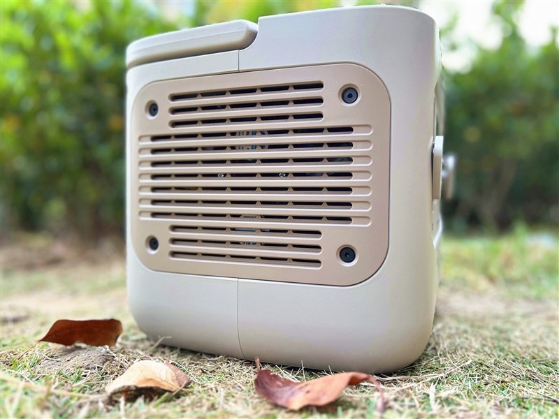 有它户外用电更安心!电小二自主研发户外电源800Pro评测:双快充1.7小时就满血